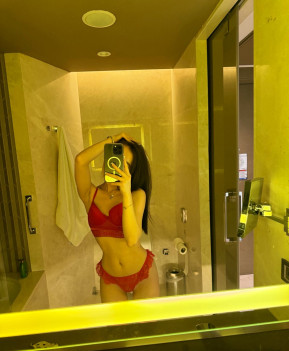 Alisa - escort review from Istanbul, Turkey